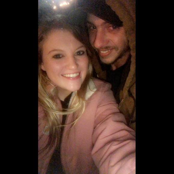 Meet your Posher, Lesley - Picture 1 of 1